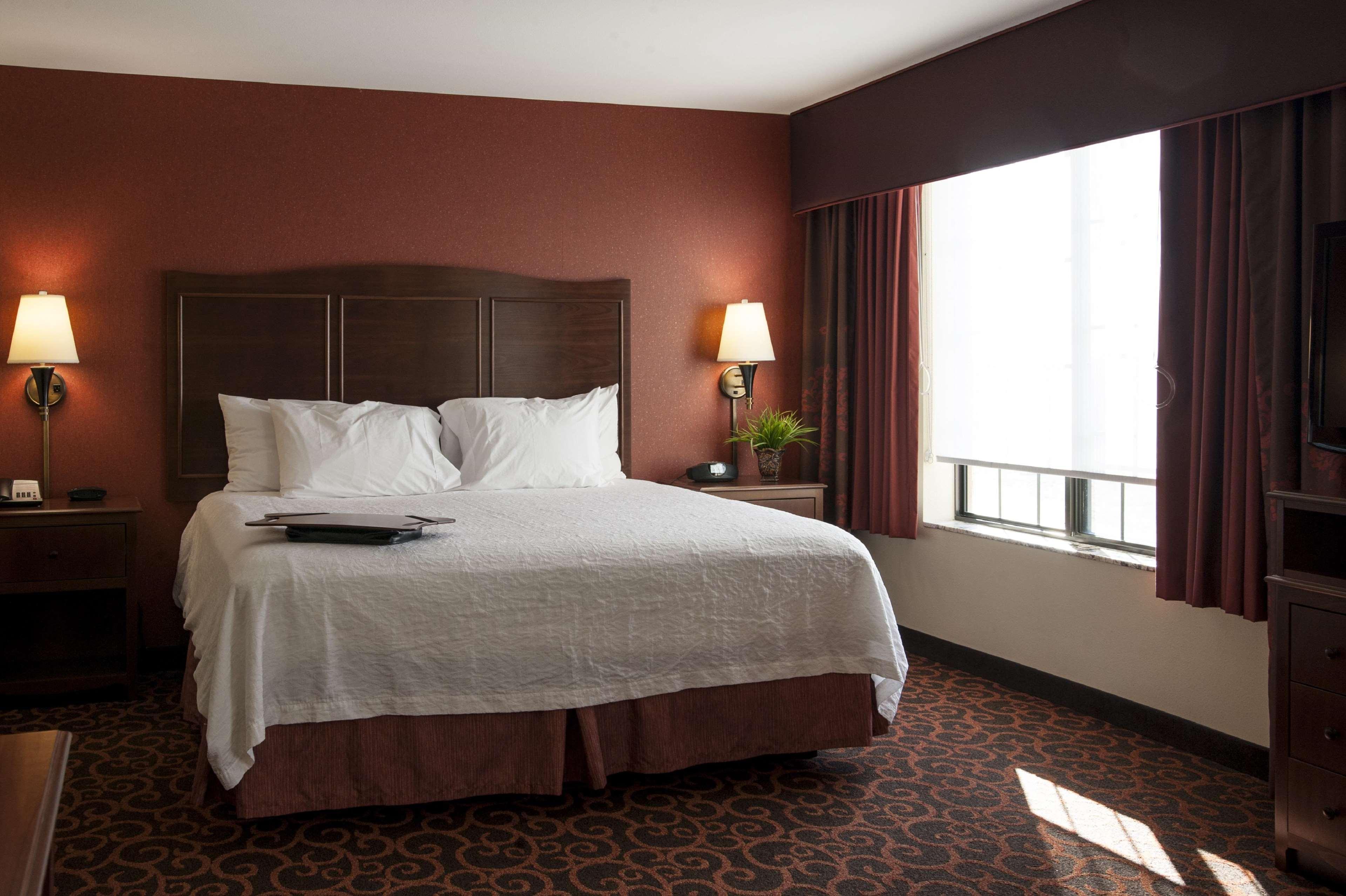 Hampton Inn & Suites Абердин Экстерьер фото